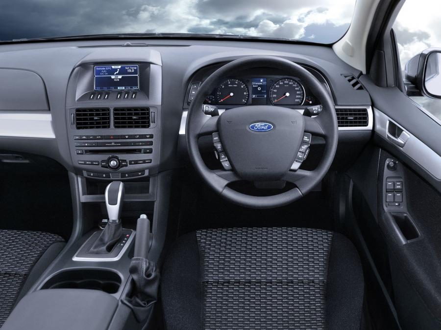  Ford Falcon XT 2011 года  (фото 12 из 12)